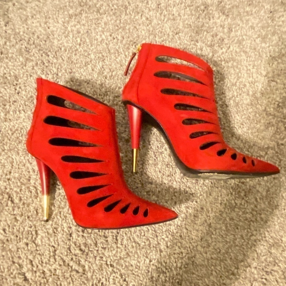 Giuseppe Zanotti Red suede ankle booties, pointed toe high heel women shoes sz 8